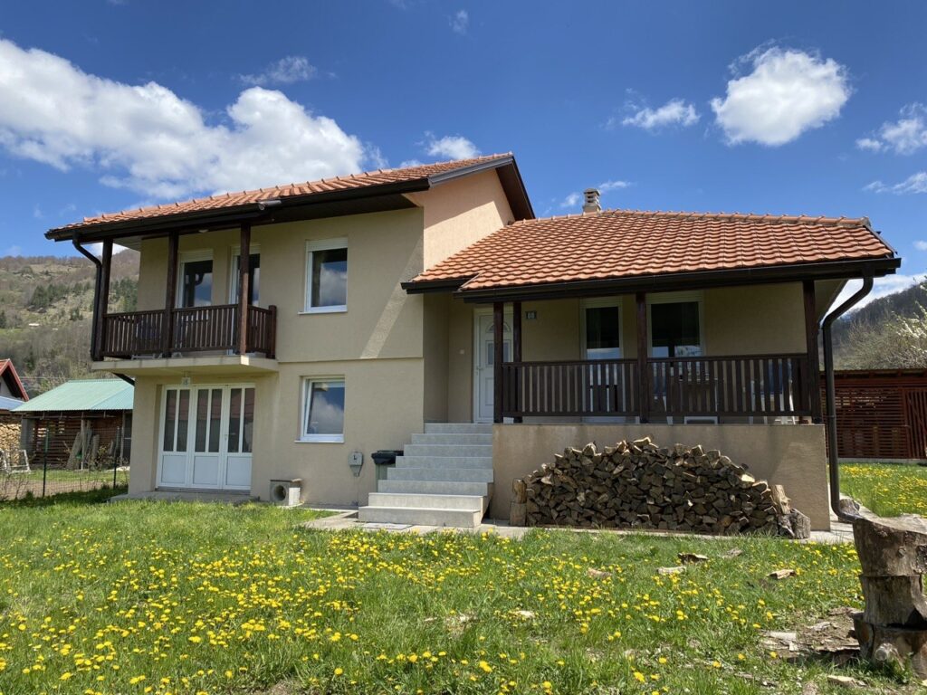 Modern prefabricated house in Kolašin, Montenegro mountains. Building a house in Montenegro.